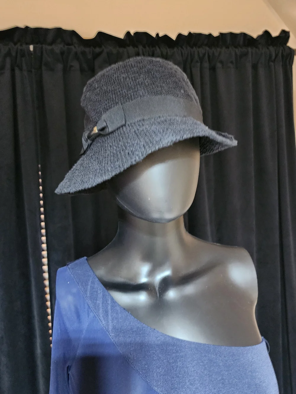 KELLY & KATIE Black Cotton Bucket Hat Ribbon Accent One Size NWT